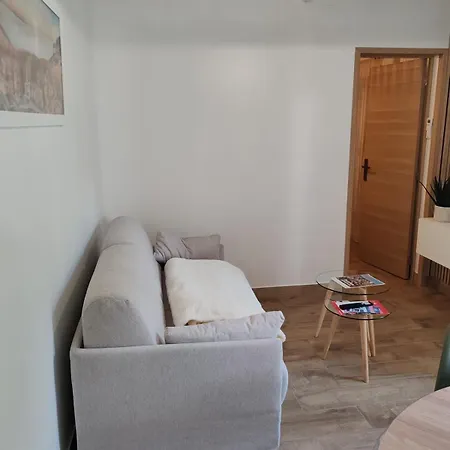 Le Patio D'elio, *