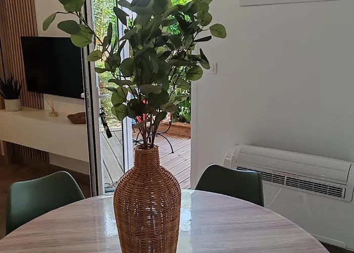 Le Patio D'elio, Αρασόν